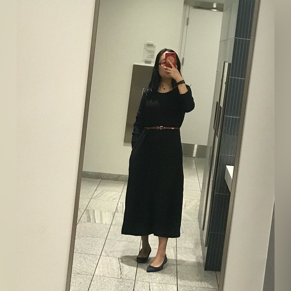 Beautiful wool sweater dress - Picture 3 of 6